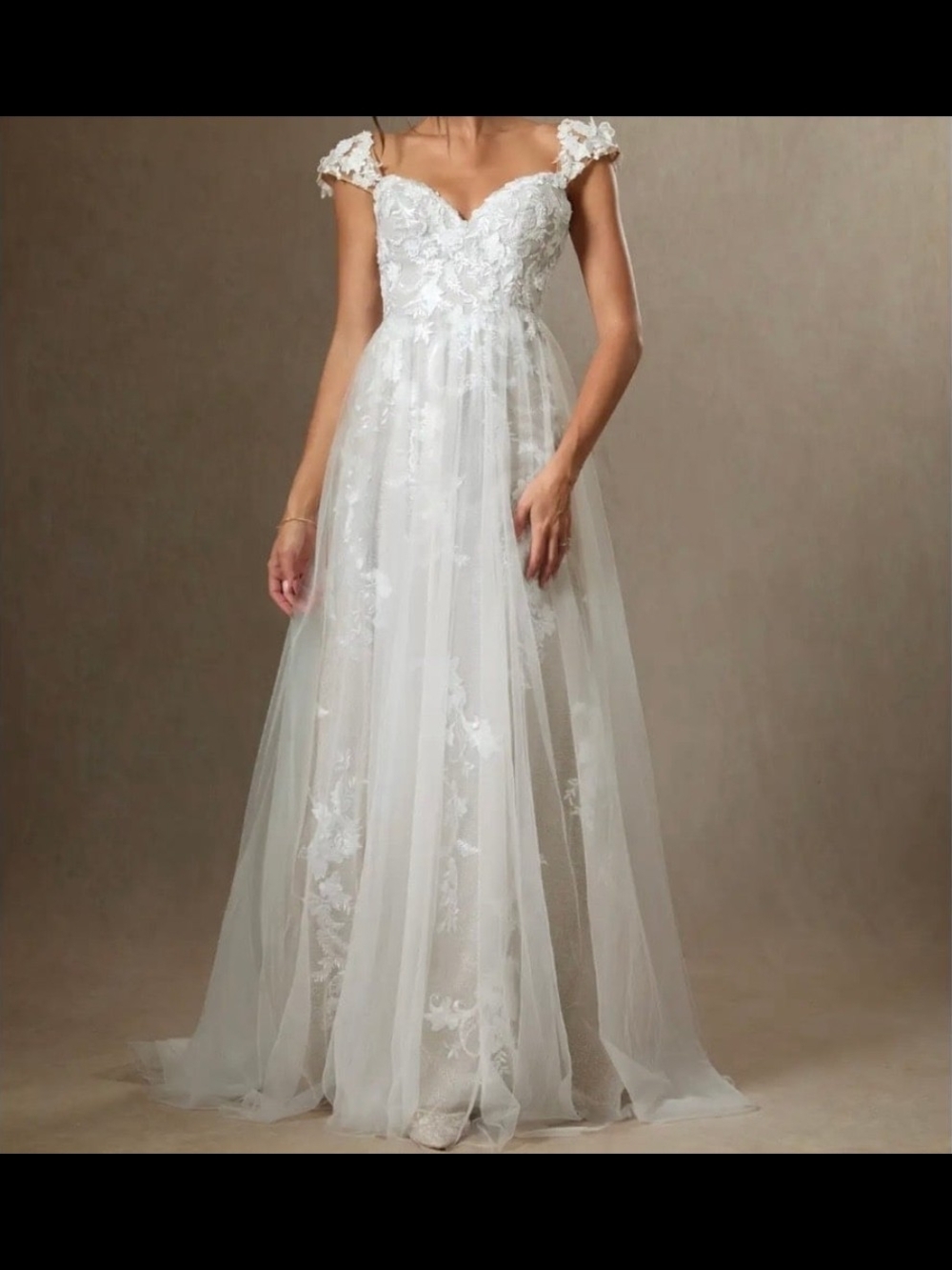 Azazie Moondstone White Lace Tulle Off-Shoulder Wedding Gown Size 10 Nwt
